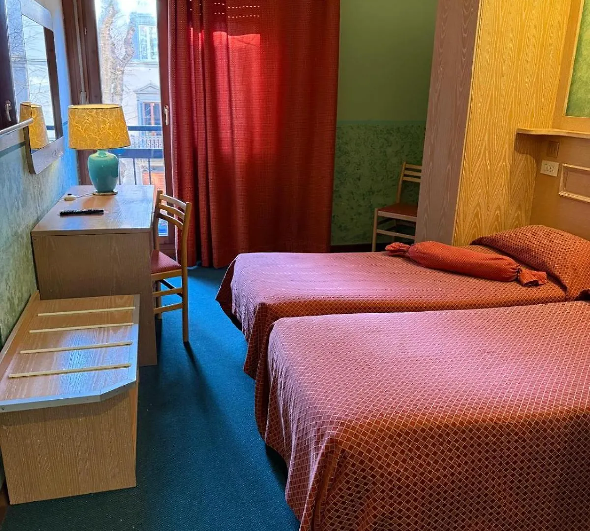 Hotel Meridiana Florence 3*,